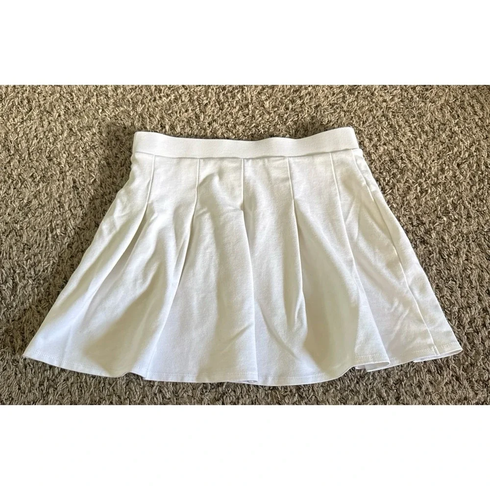 Wild Fable Women's‎ White Pleated Mini Skirt Size Small